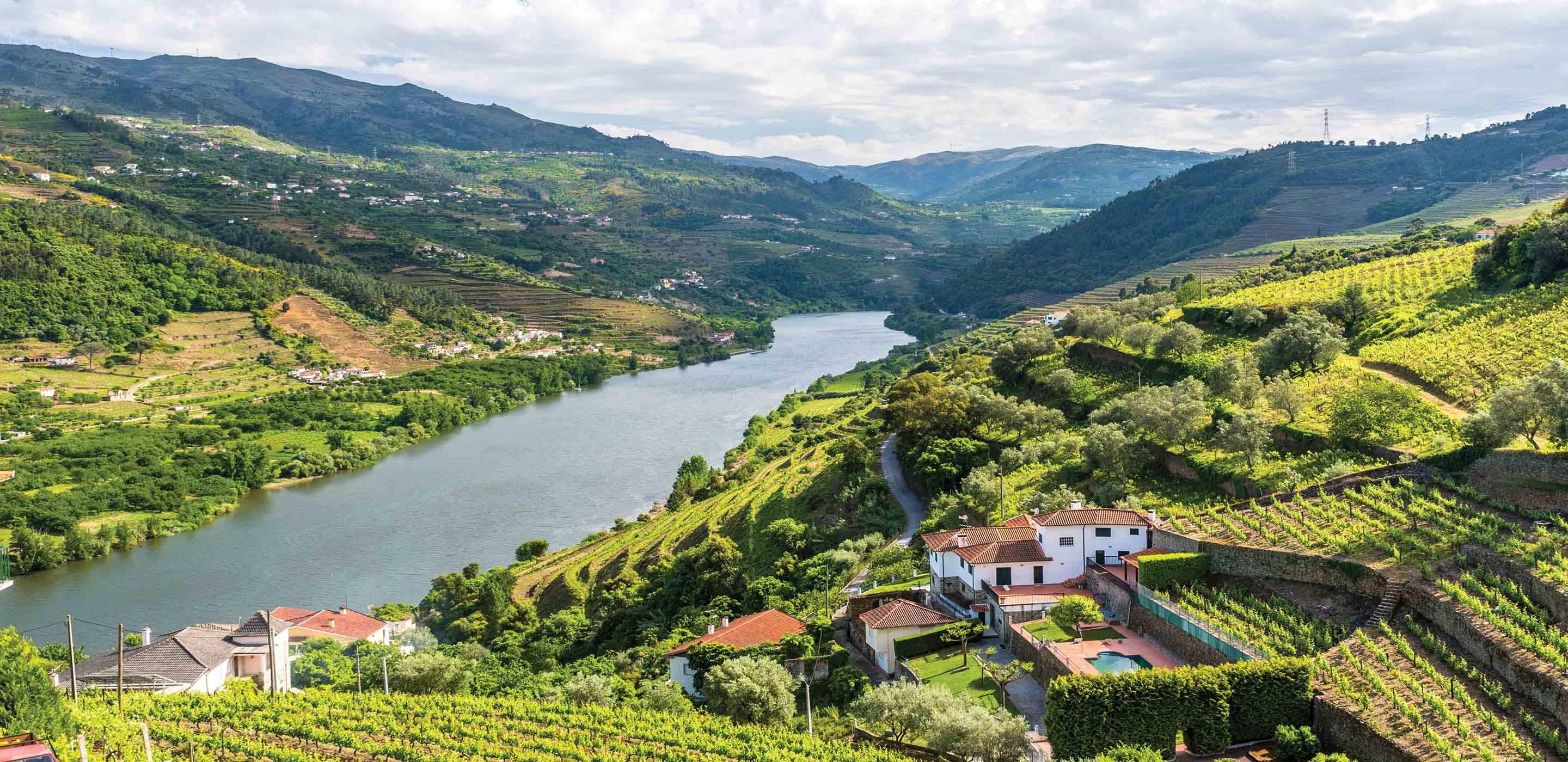 Kean2Travel Hosted* Portugal River Cruise - background banner